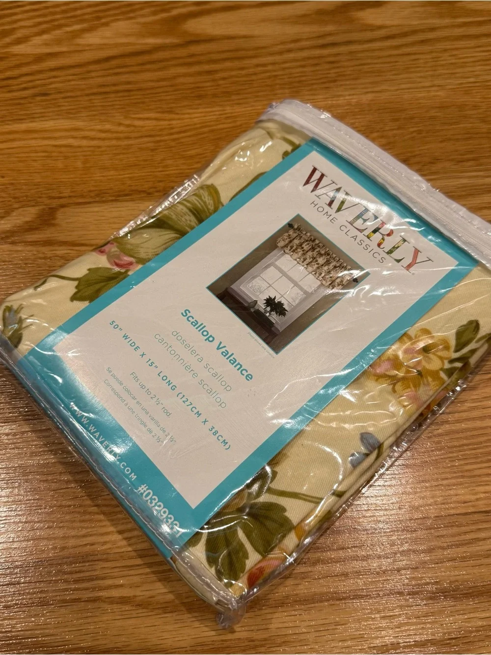 Waverly Napoli Cameo  Floral Grapevine Valance Scallop Edge 50x15 Cottagecore